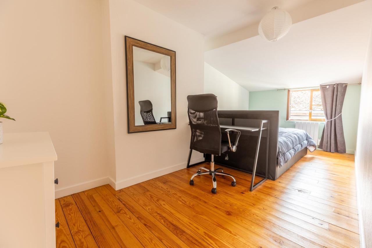 Le Double Pirou # 2 Appartements # Halte Auvergne Thiers Luaran gambar